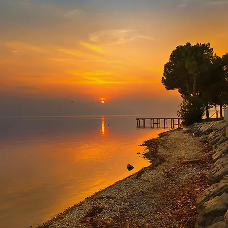 Dimora Corte San Zeno Vicino Al Ac Appartement Bardolino