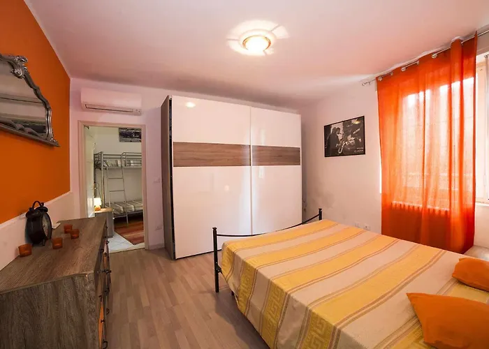 Apartment Dimora Corte San Zeno Vicino Al Ac *